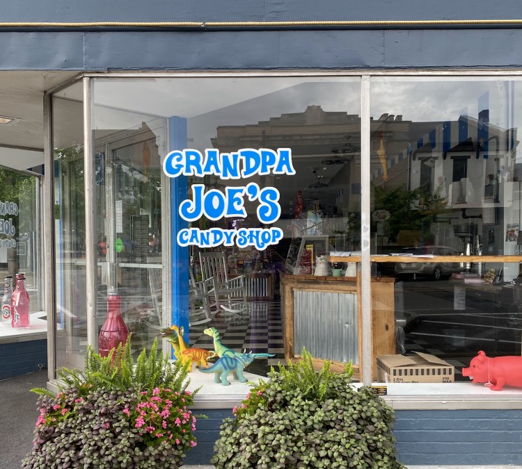 grandpa-joes-candy-shop-troy-oh-photo